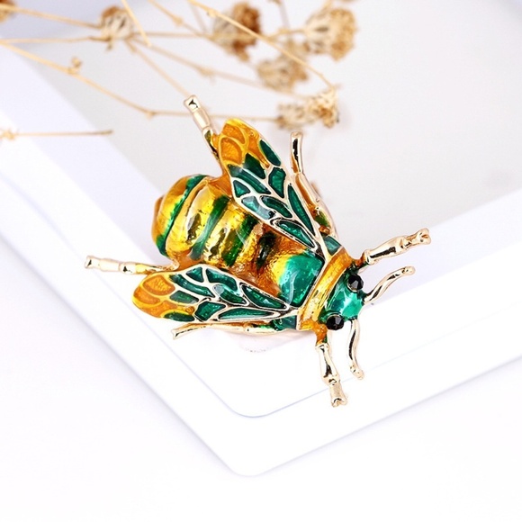 **CAMBERLY* Green x Yellow Fashion Brooch Pin - Picture 2 of 4